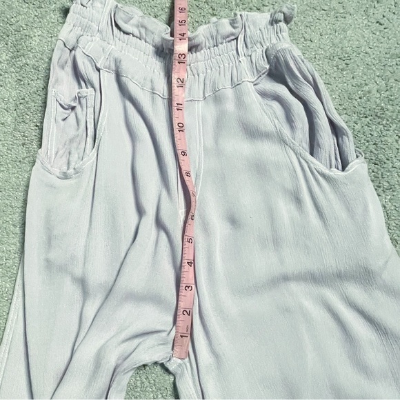 Free People One 5 Pocket Slouch Pant High Rise Paper Bag Waist Light Wide Leg M - Picture 5 of 7